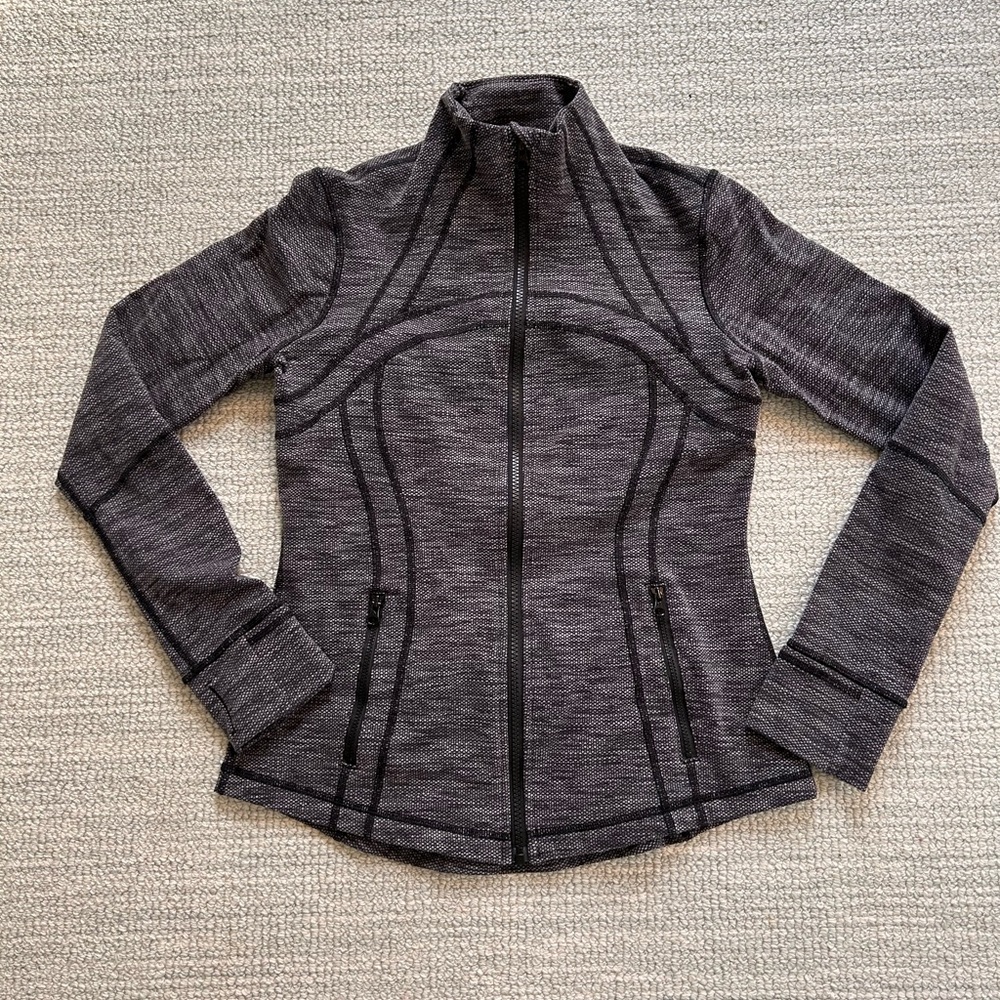 Lululemon fitted define zip up jacket - grey - size 8